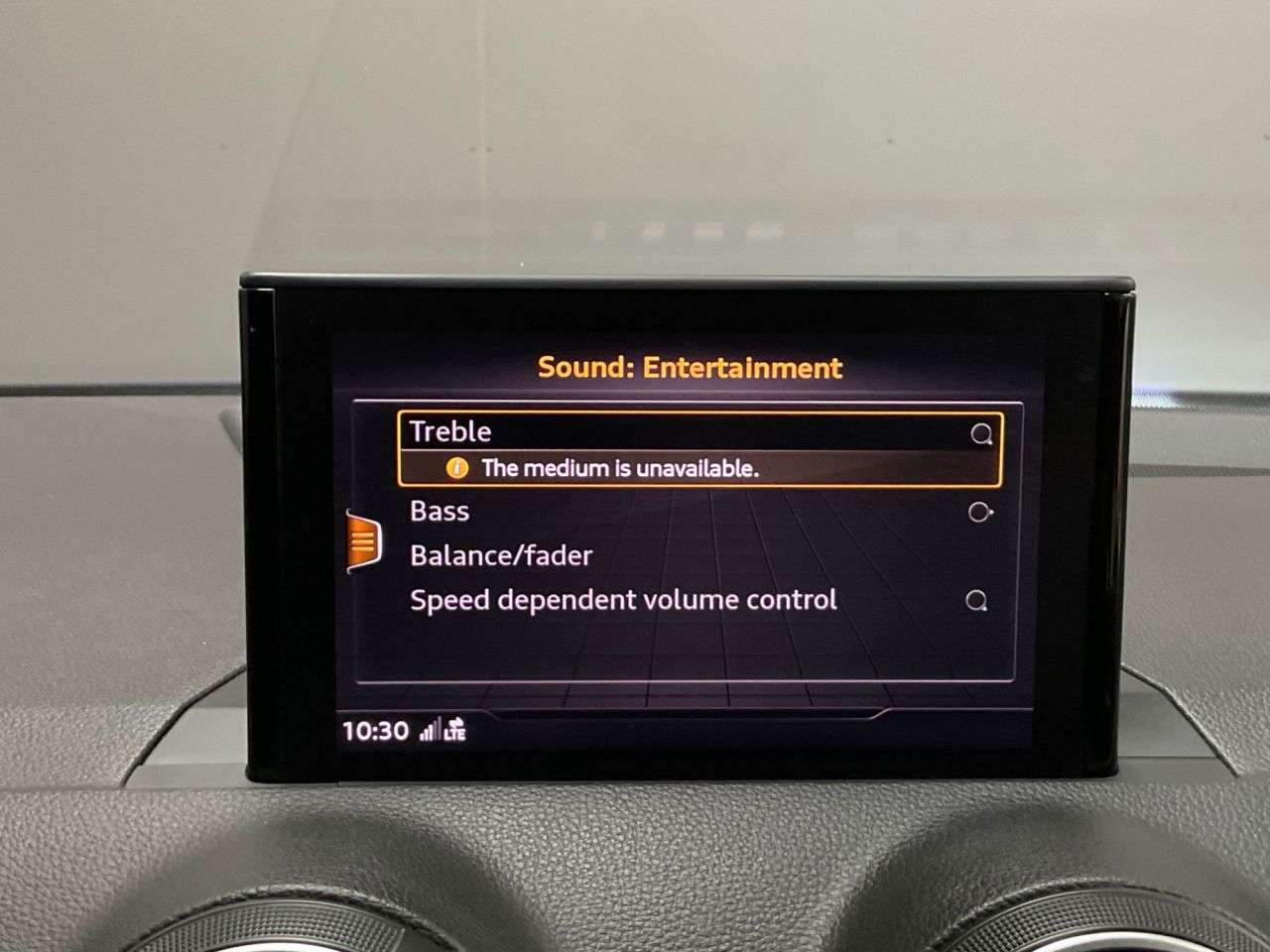 2020 AUDI SQ2 2020 AUDI SQ2