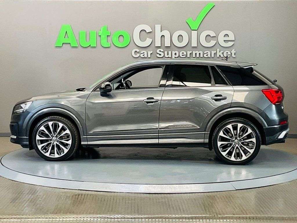 2020 AUDI SQ2 2020 AUDI SQ2