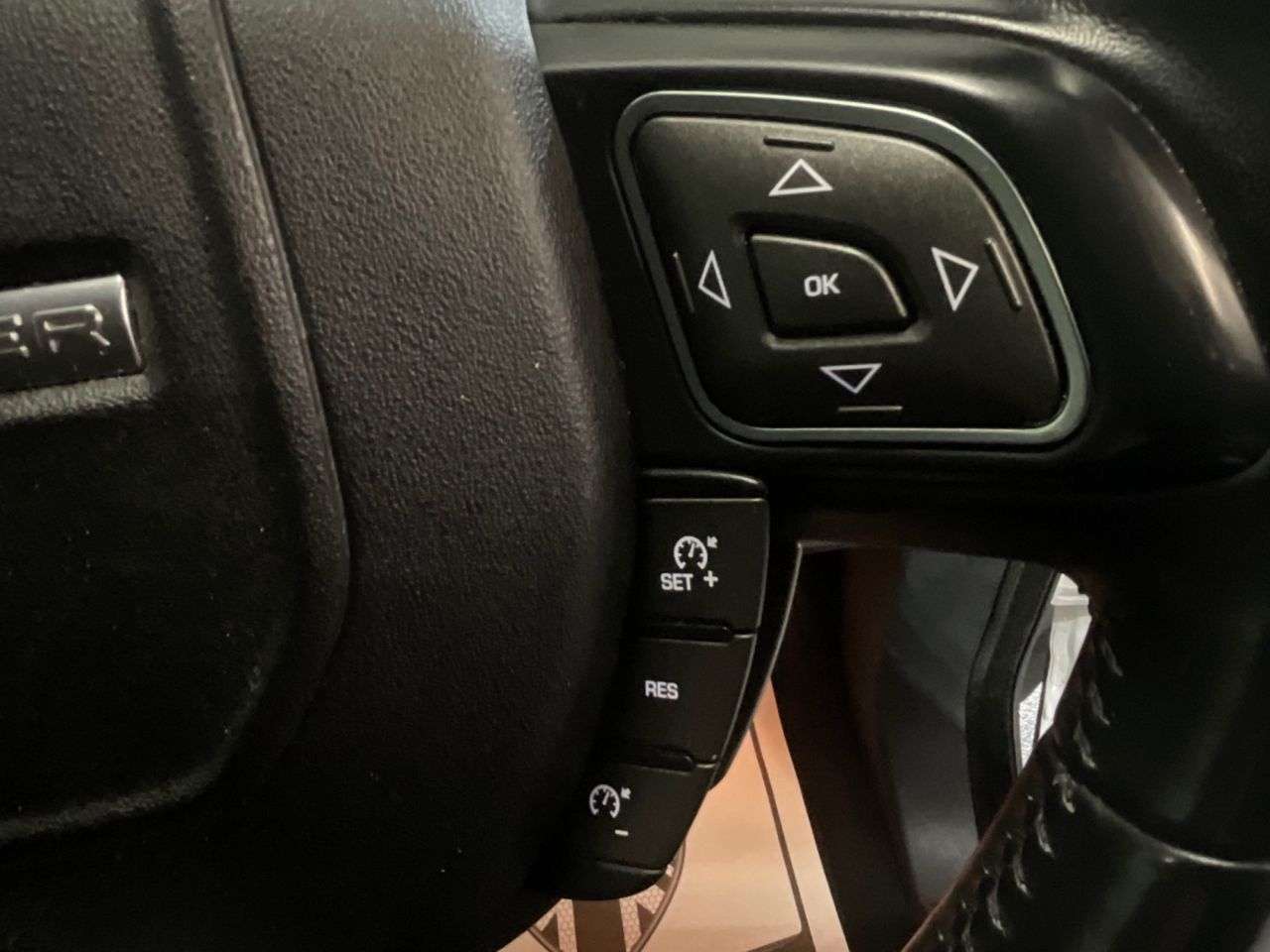 2018 LAND ROVER RANGE ROVER EVOQUE 2018 LAND ROVER RANGE ROVER EVOQUE