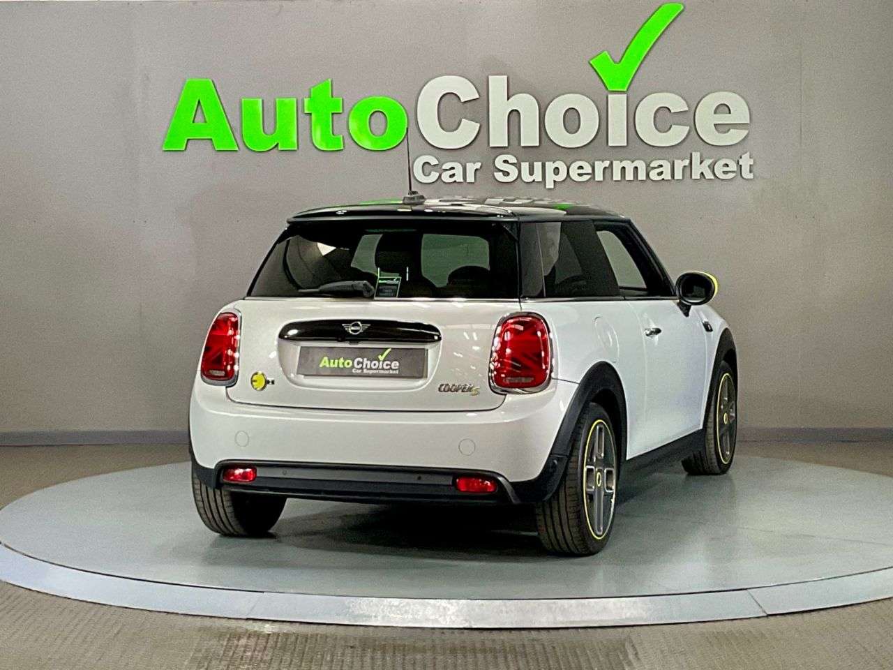 2021 MINI ELECTRIC HATCH 2021 MINI ELECTRIC HATCH