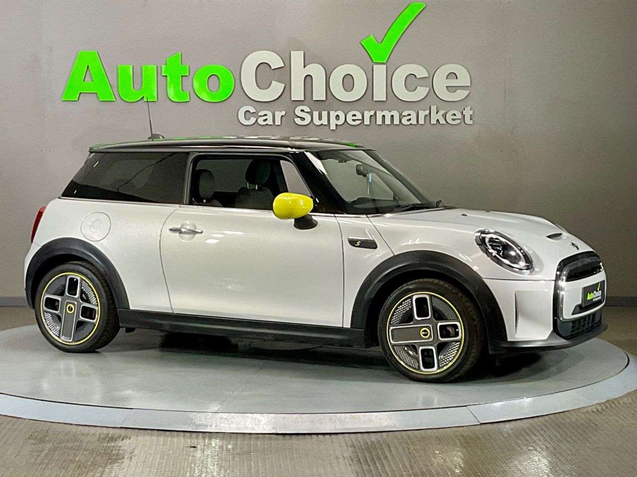2021 MINI ELECTRIC HATCH 2021 MINI ELECTRIC HATCH