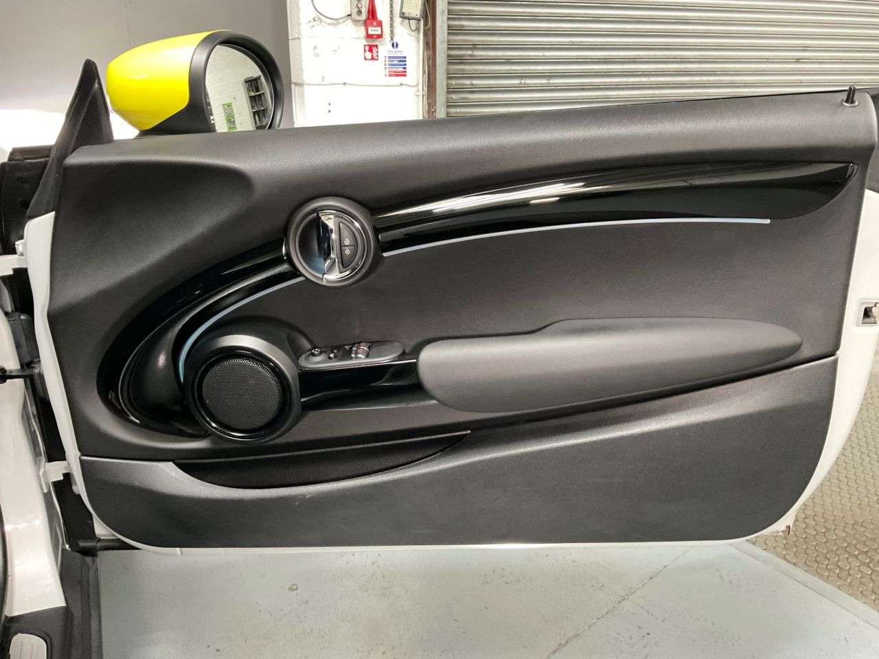 2021 MINI ELECTRIC HATCH 2021 MINI ELECTRIC HATCH