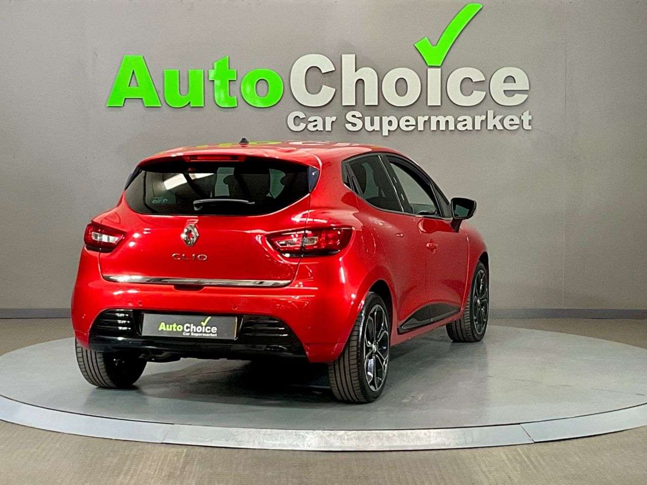 2018 RENAULT CLIO 2018 RENAULT CLIO