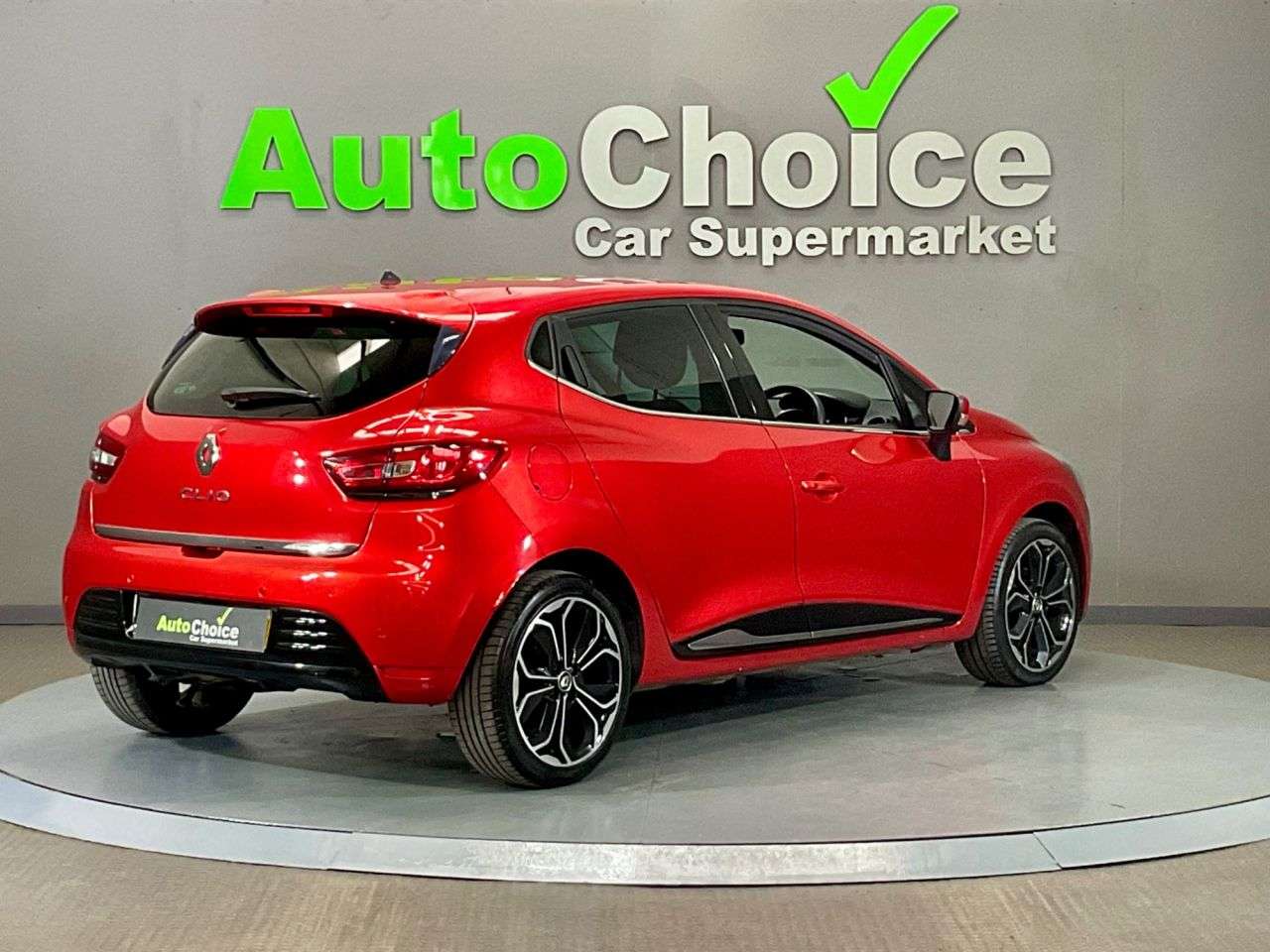 2018 RENAULT CLIO 2018 RENAULT CLIO