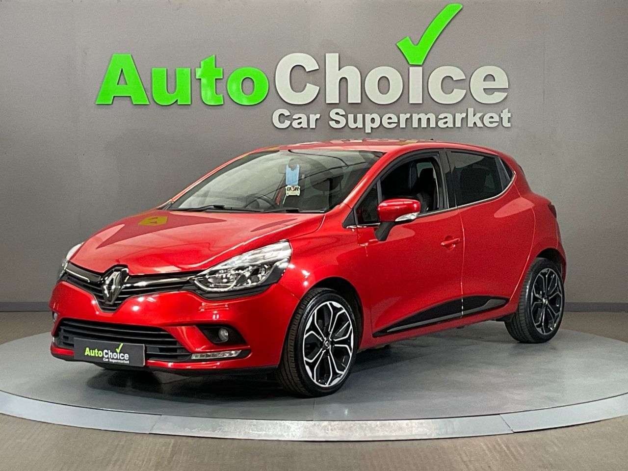 2018 RENAULT CLIO 2018 RENAULT CLIO