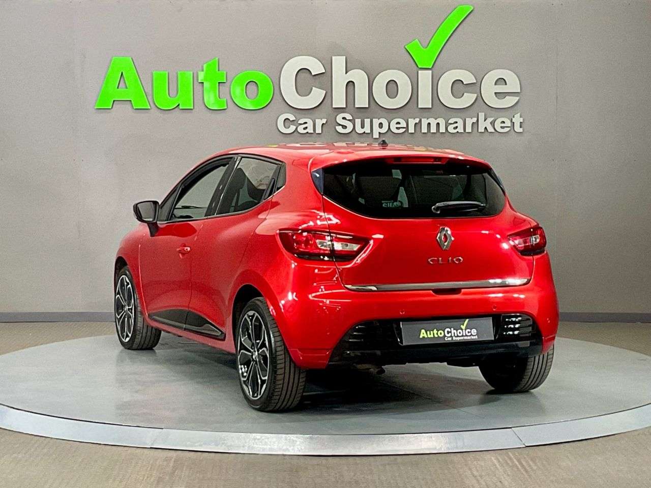 2018 RENAULT CLIO 2018 RENAULT CLIO