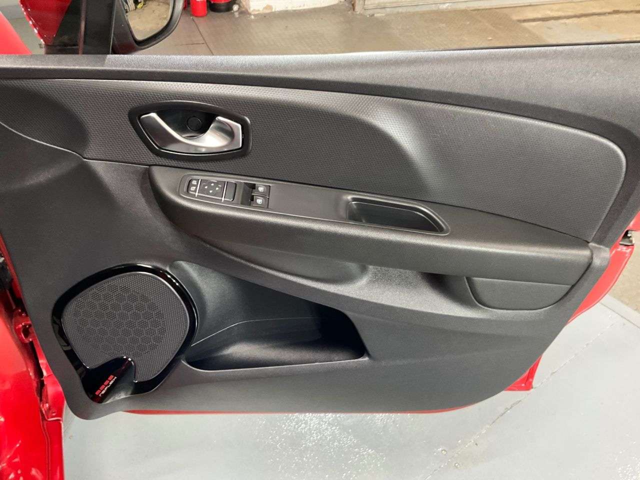 2018 RENAULT CLIO 2018 RENAULT CLIO