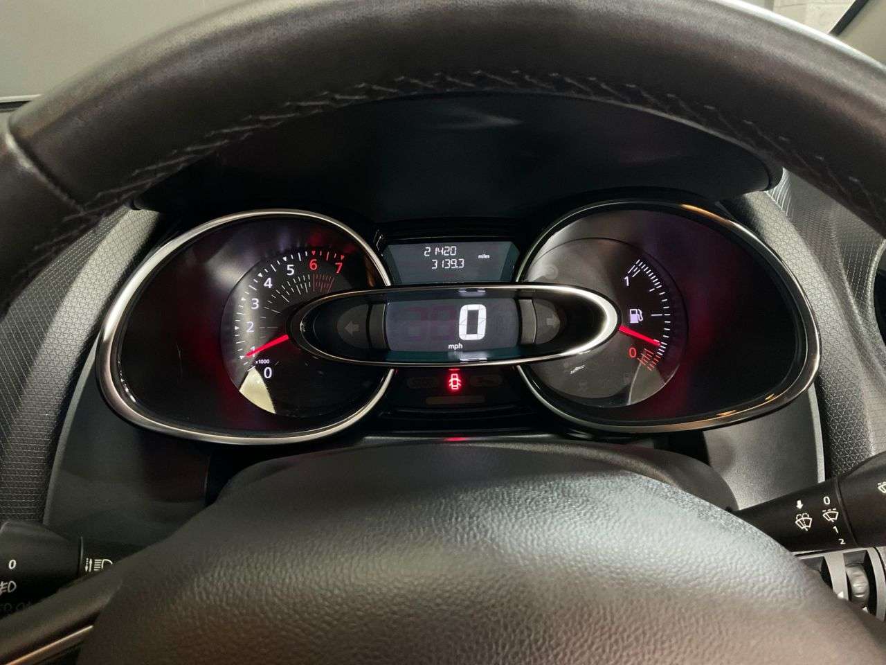 2018 RENAULT CLIO 2018 RENAULT CLIO