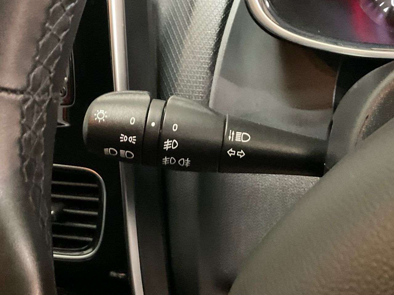 2018 RENAULT CLIO 2018 RENAULT CLIO