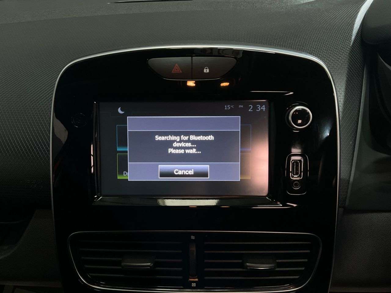 2018 RENAULT CLIO 2018 RENAULT CLIO