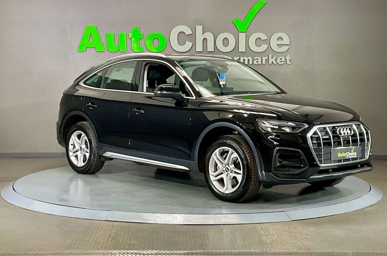 A 2022 AUDI Q5 2.0 TFSI 45 Sport Sportback 5dr Petrol S Tronic quattro Euro 6 (s/s) (265 p A 2022 AUDI Q5 2.0 TFSI 45 Sport Sportback 5dr Petrol S Tronic quattro Euro 6 (s/s) (265 p