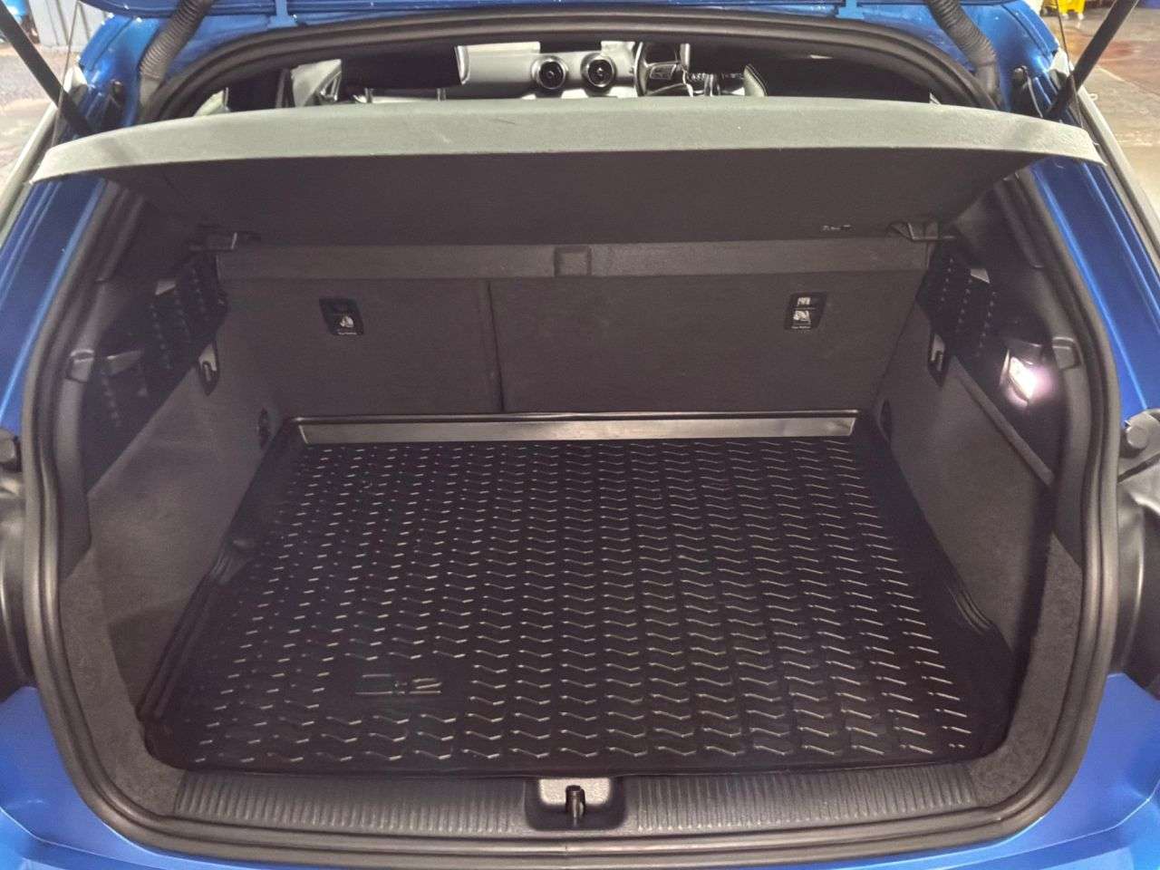 2018 AUDI Q2 2018 AUDI Q2