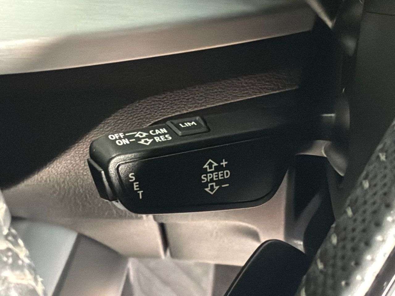 2018 AUDI Q2 2018 AUDI Q2