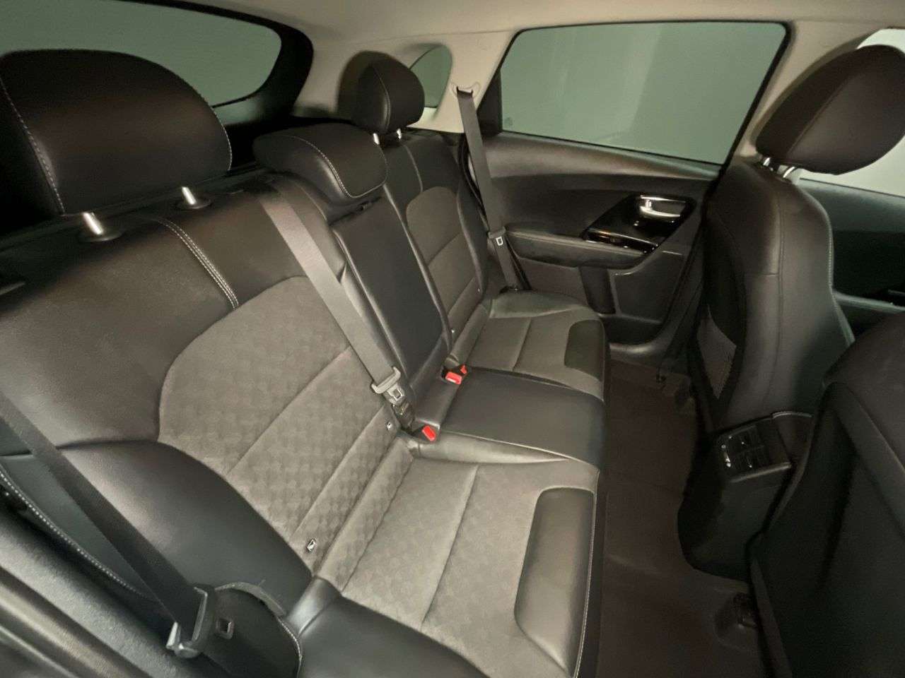 2020 KIA NIRO 2020 KIA NIRO