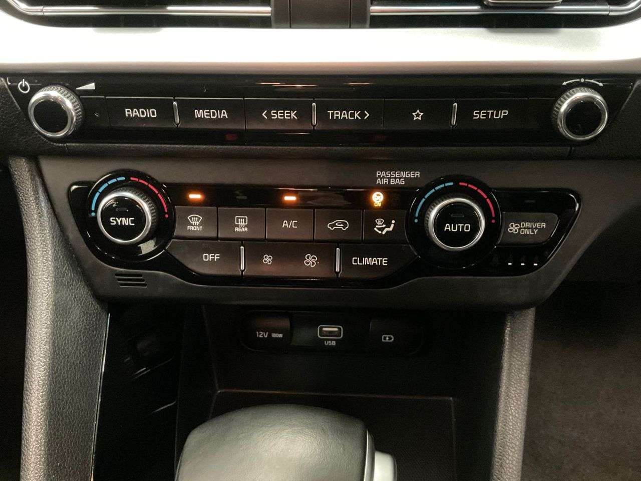 2020 KIA NIRO 2020 KIA NIRO