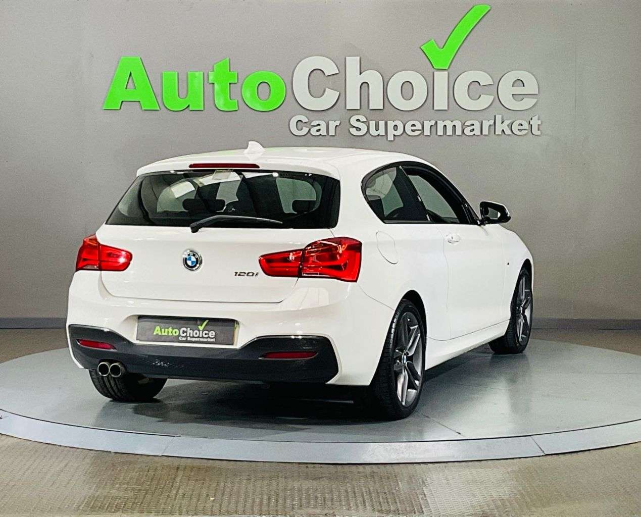 2018 BMW 1 SERIES 2018 BMW 1 SERIES