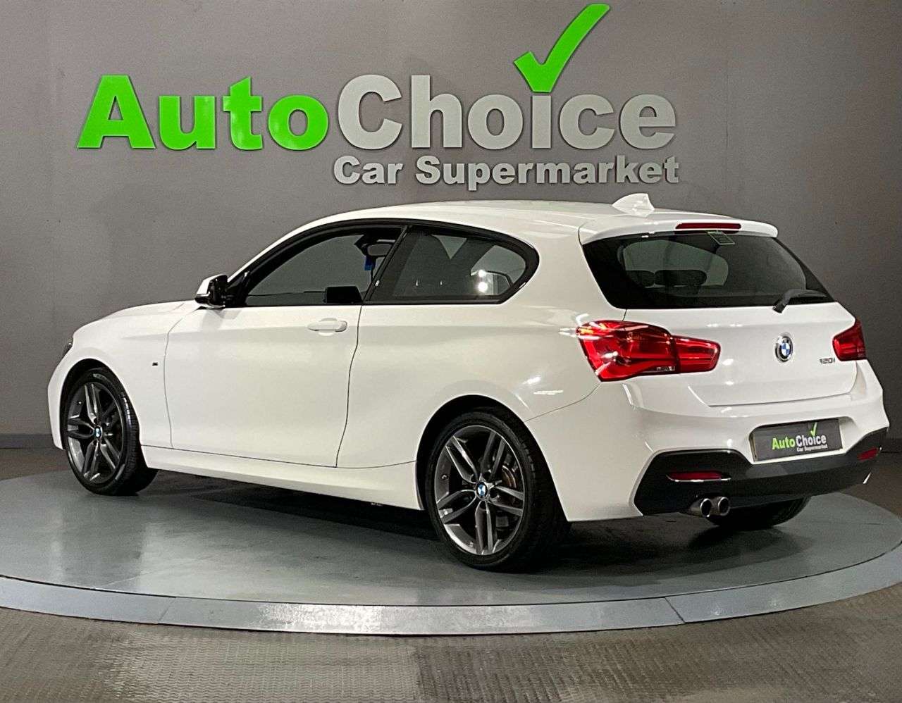 2018 BMW 1 SERIES 2018 BMW 1 SERIES