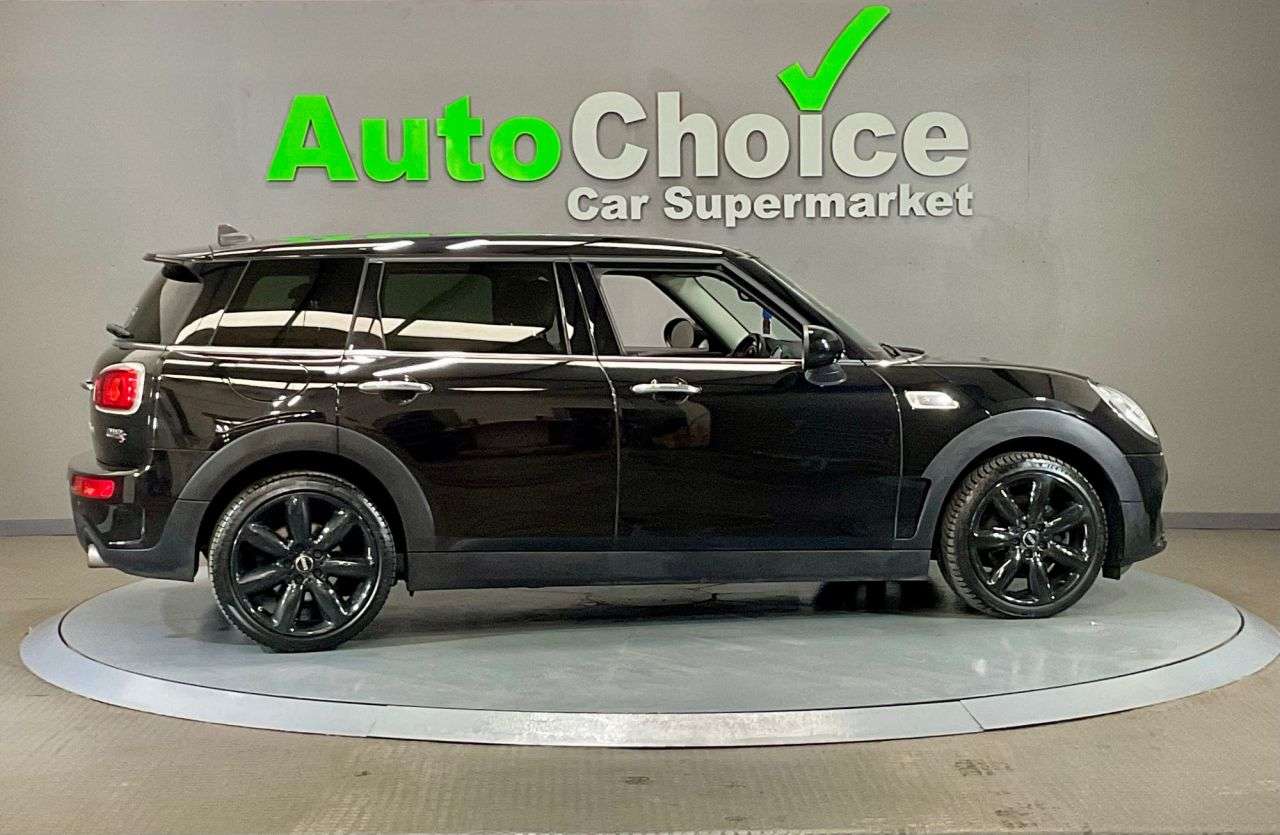 2018 MINI CLUBMAN 2018 MINI CLUBMAN