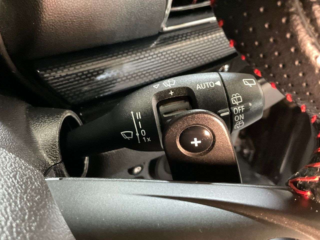 2018 MINI CLUBMAN 2018 MINI CLUBMAN