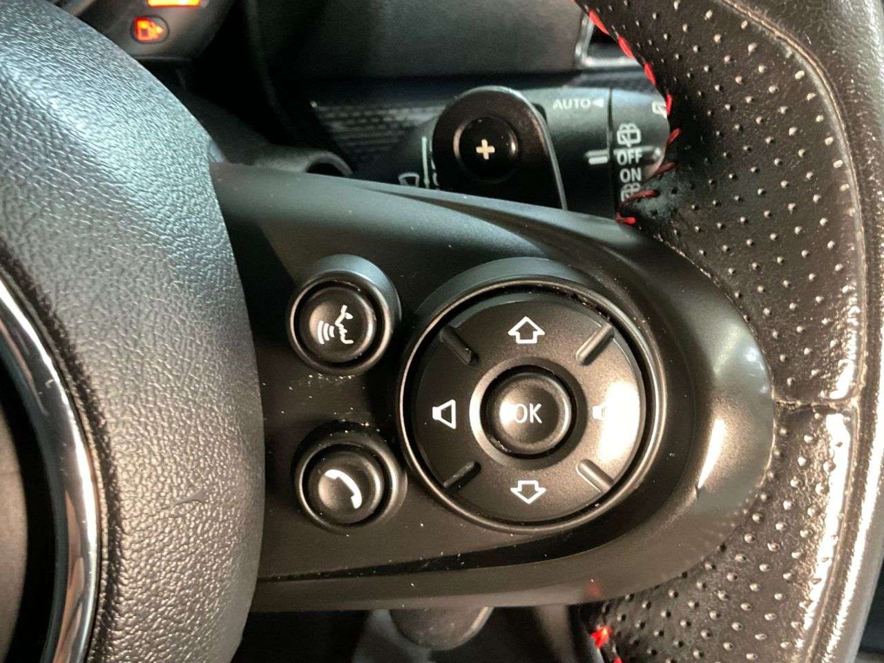 2018 MINI CLUBMAN 2018 MINI CLUBMAN