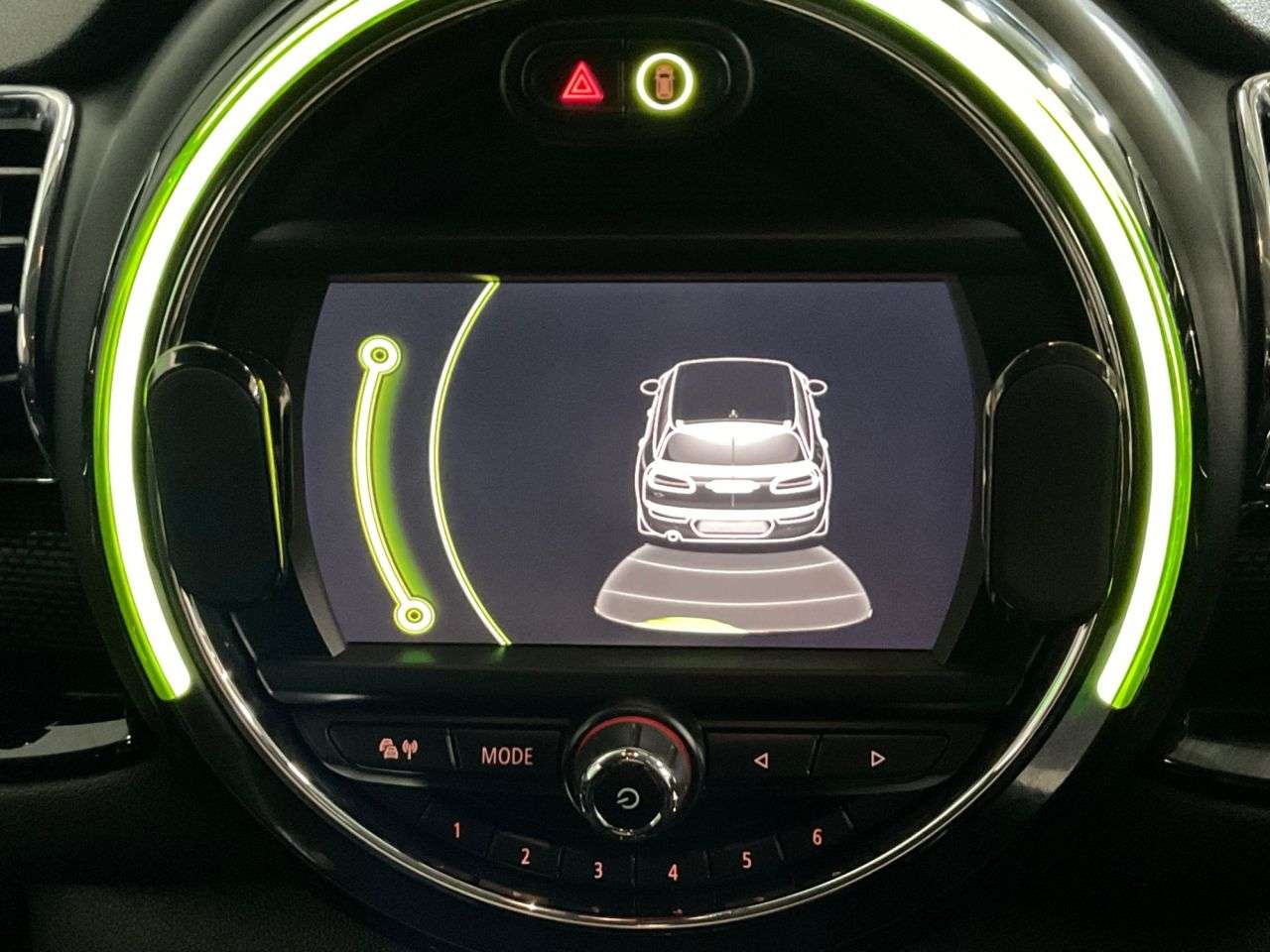 2018 MINI CLUBMAN 2018 MINI CLUBMAN