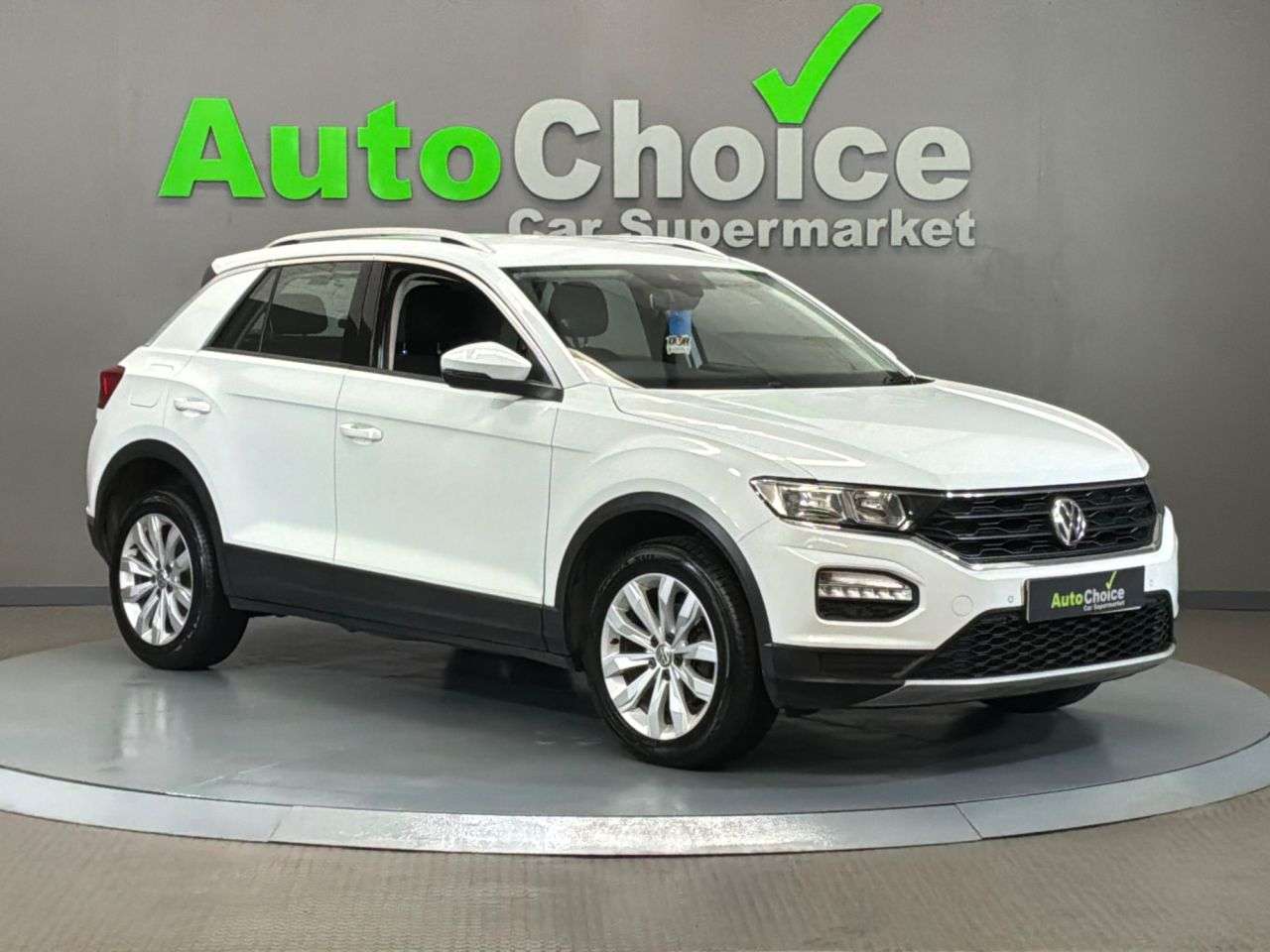A 2019 VOLKSWAGEN T-ROC 1.5 TSI GPF EVO SE SUV 5dr Petrol Manual Euro 6 (s/s) (150 ps) *Amazing Fin A 2019 VOLKSWAGEN T-ROC 1.5 TSI GPF EVO SE SUV 5dr Petrol Manual Euro 6 (s/s) (150 ps) *Amazing Fin