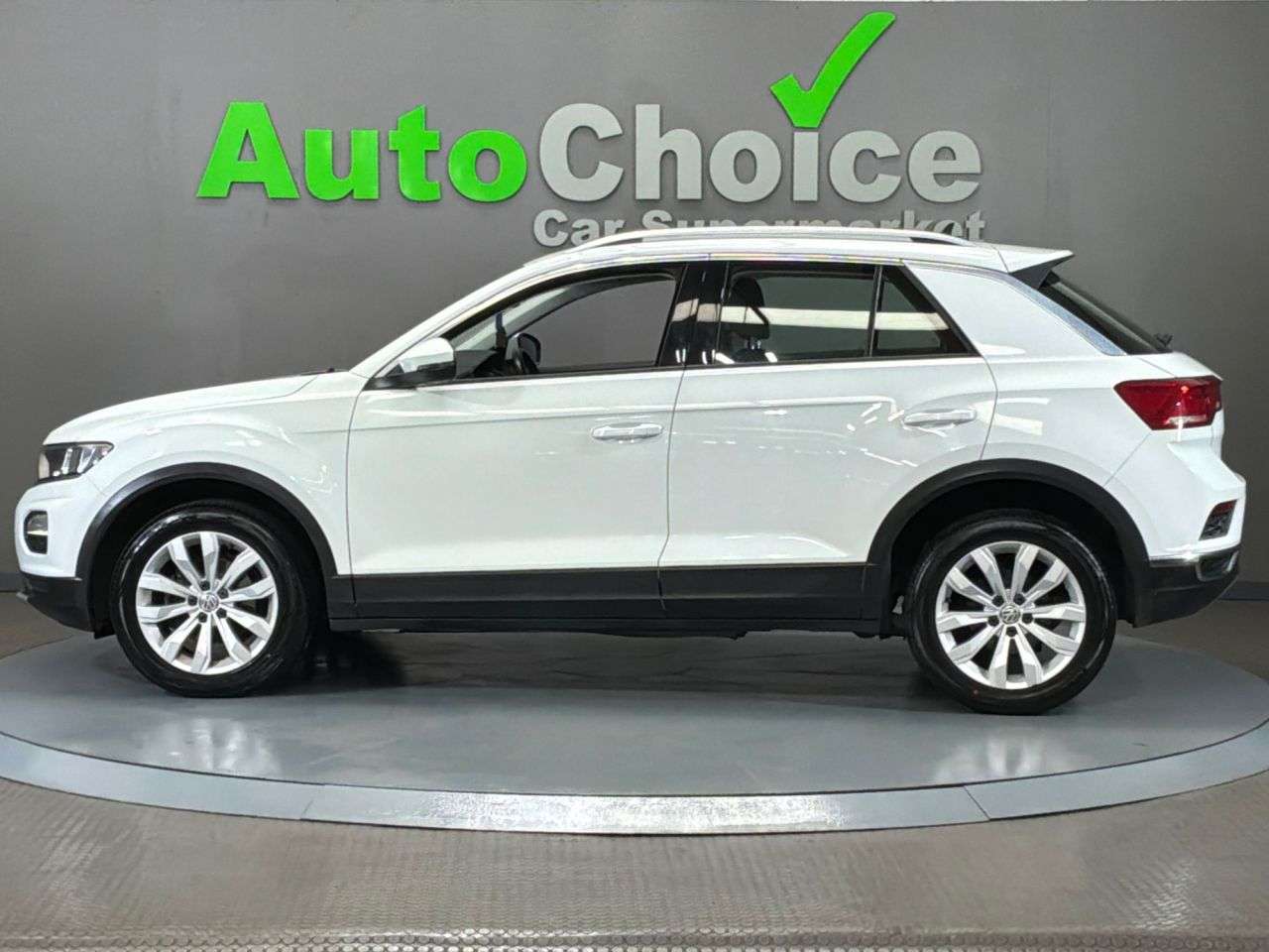 2019 VOLKSWAGEN T-ROC 2019 VOLKSWAGEN T-ROC