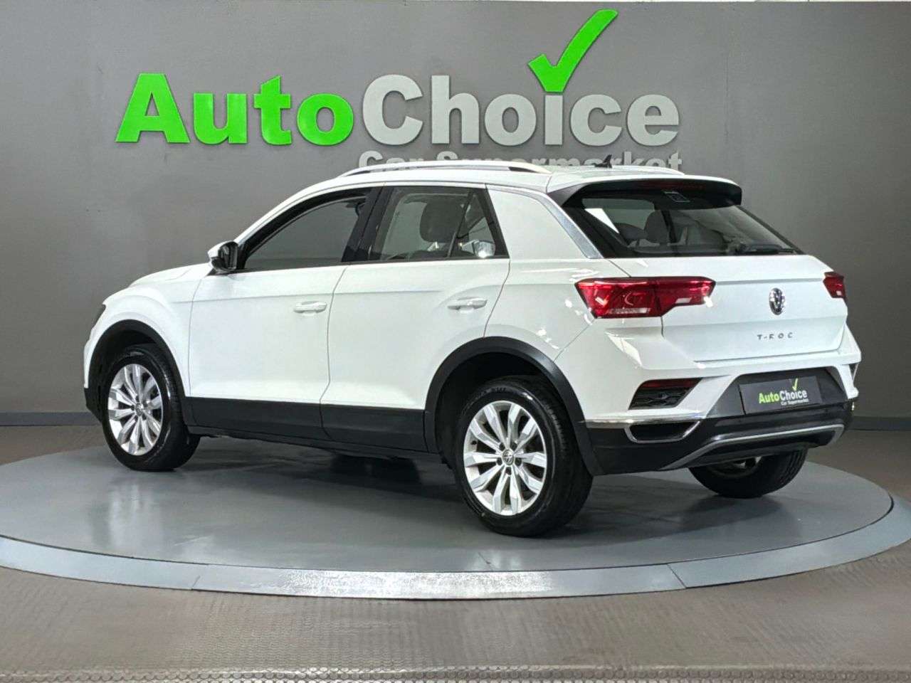 2019 VOLKSWAGEN T-ROC 2019 VOLKSWAGEN T-ROC