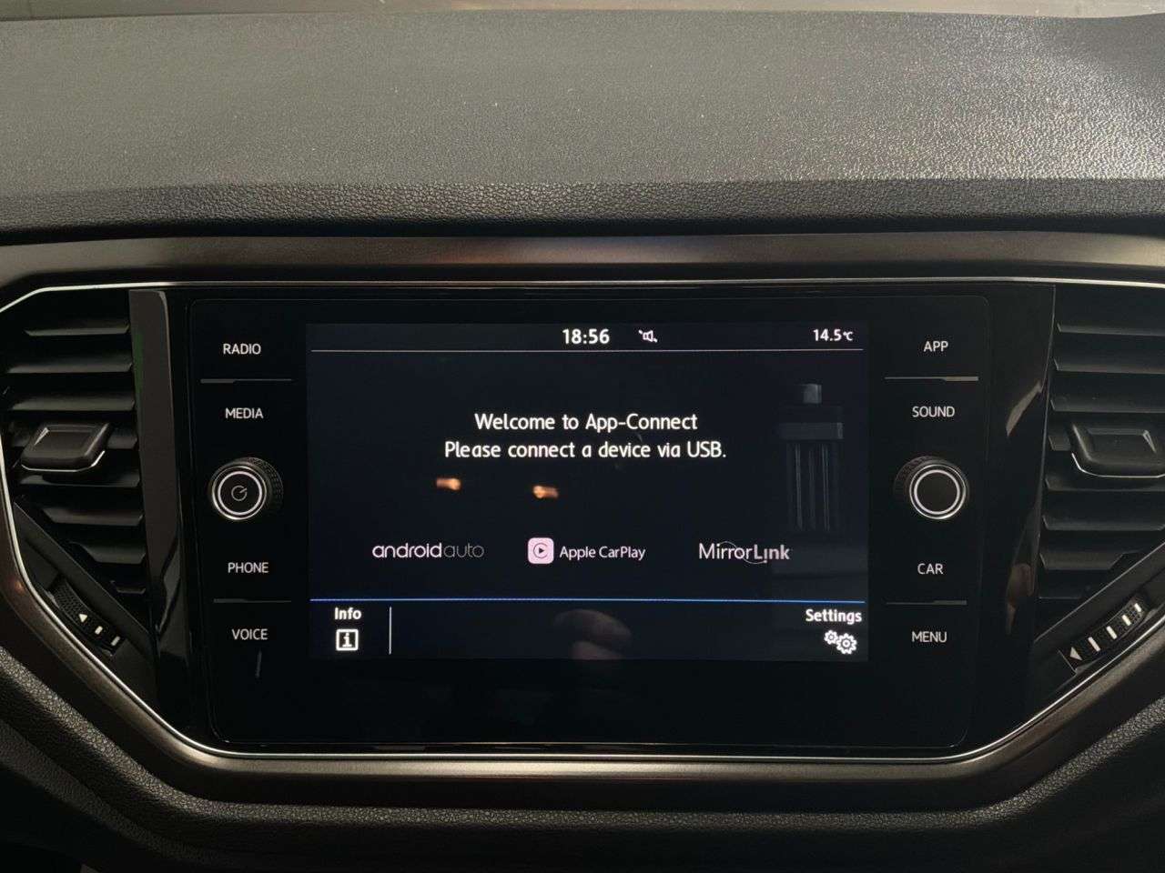 2019 VOLKSWAGEN T-ROC 2019 VOLKSWAGEN T-ROC