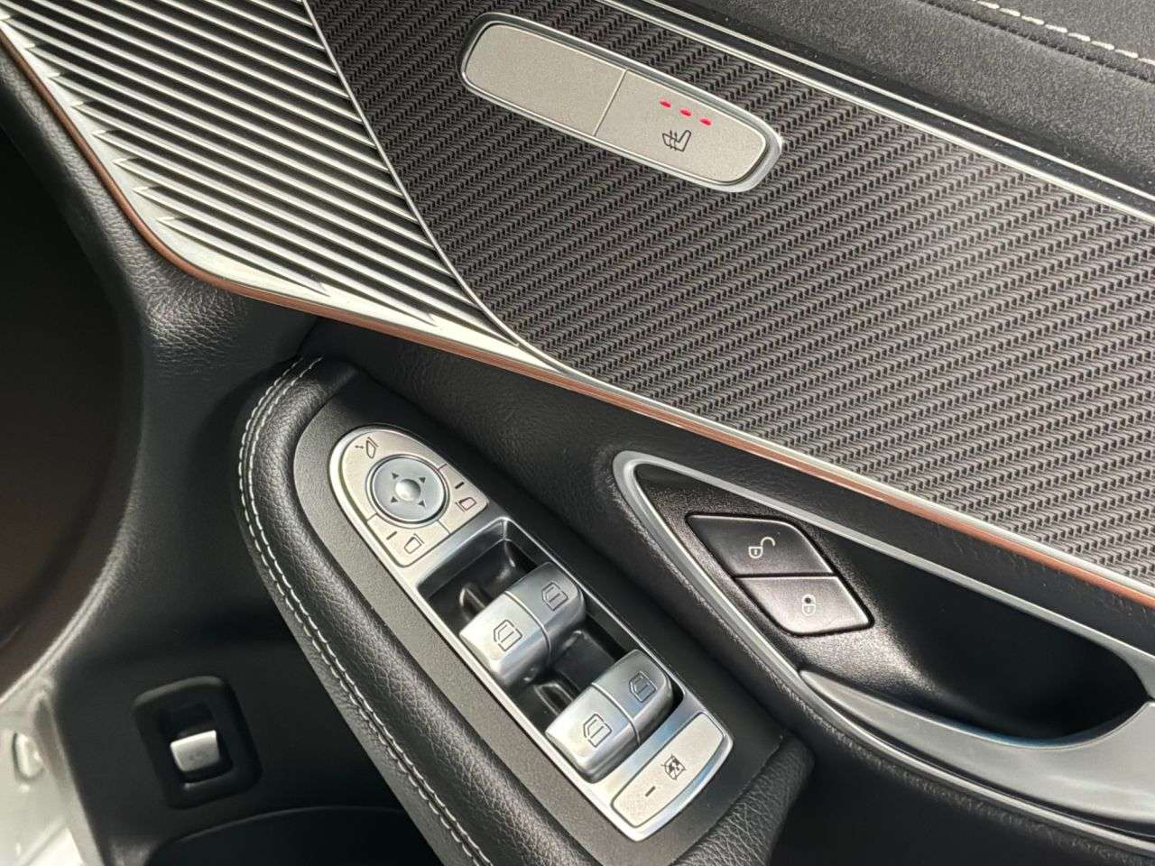 2022 MERCEDES-BENZ EQC 2022 MERCEDES-BENZ EQC