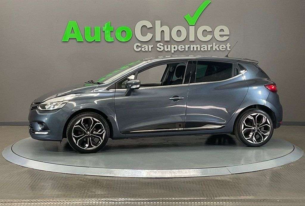 2019 RENAULT CLIO 2019 RENAULT CLIO