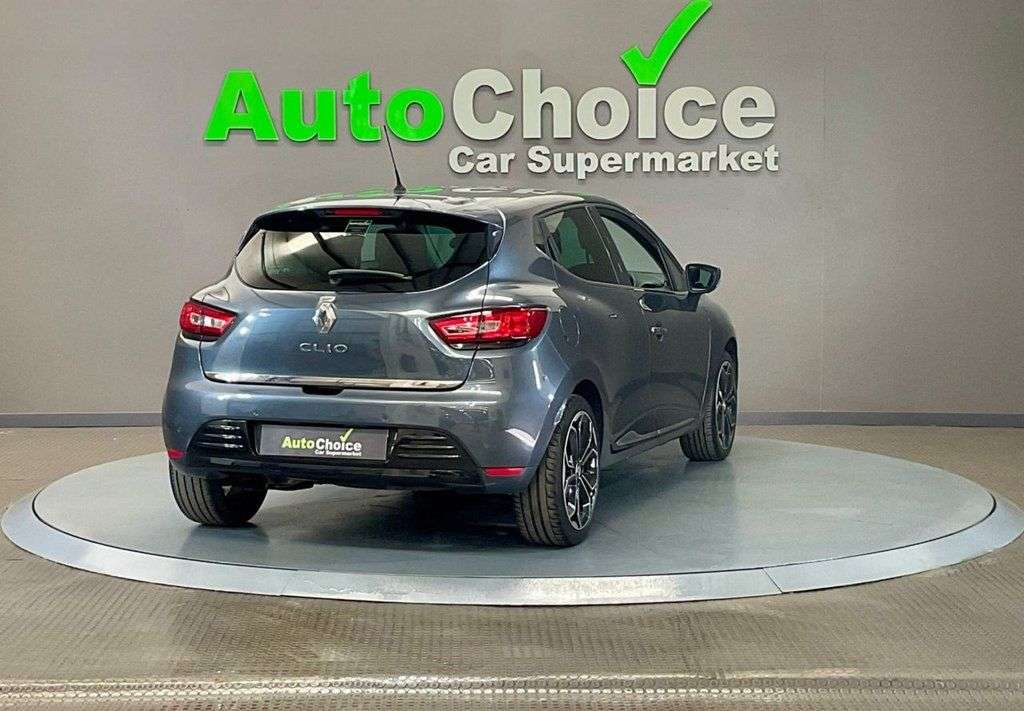 2019 RENAULT CLIO 2019 RENAULT CLIO