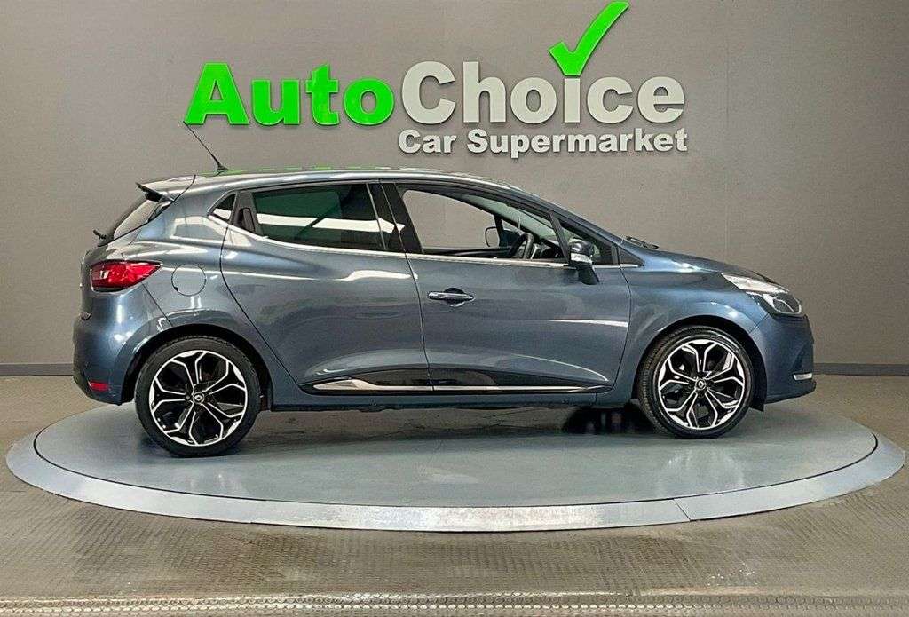 2019 RENAULT CLIO 2019 RENAULT CLIO