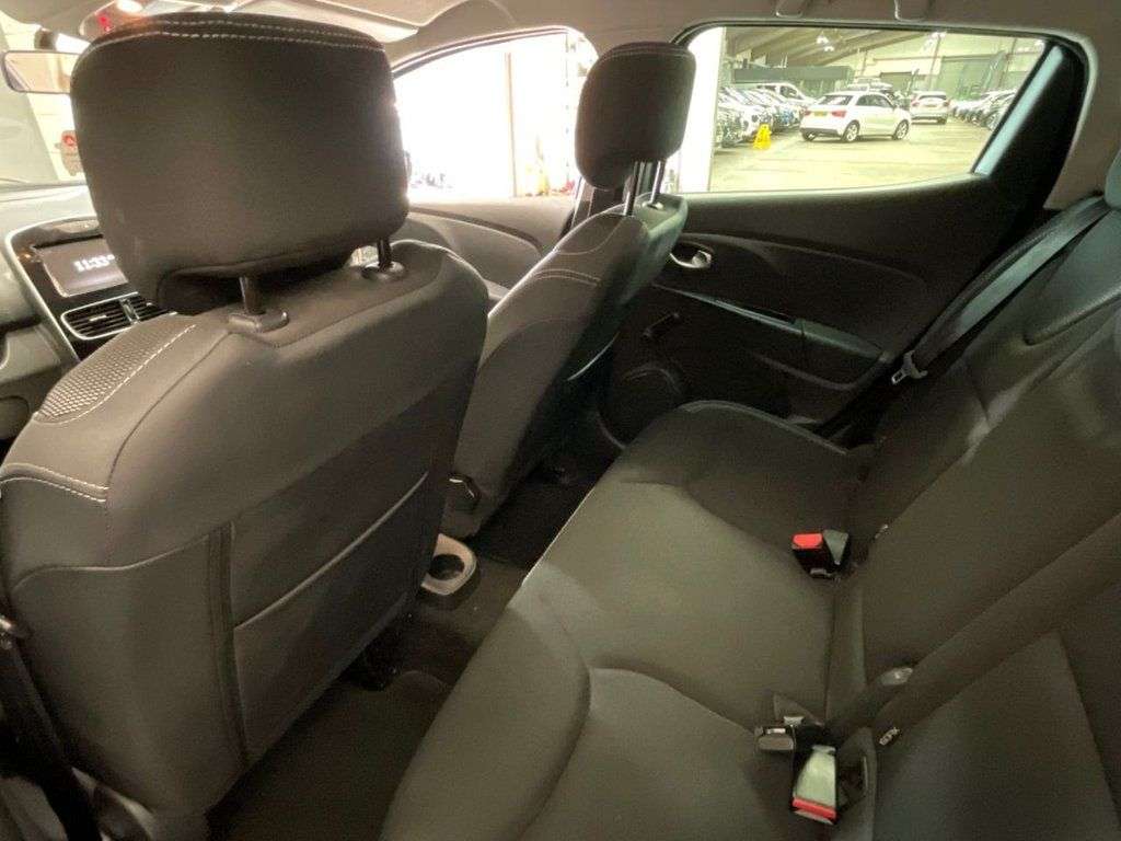 2019 RENAULT CLIO 2019 RENAULT CLIO