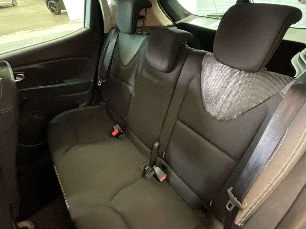 2019 RENAULT CLIO 2019 RENAULT CLIO