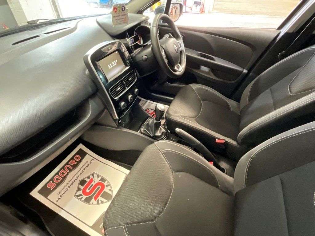 2019 RENAULT CLIO 2019 RENAULT CLIO