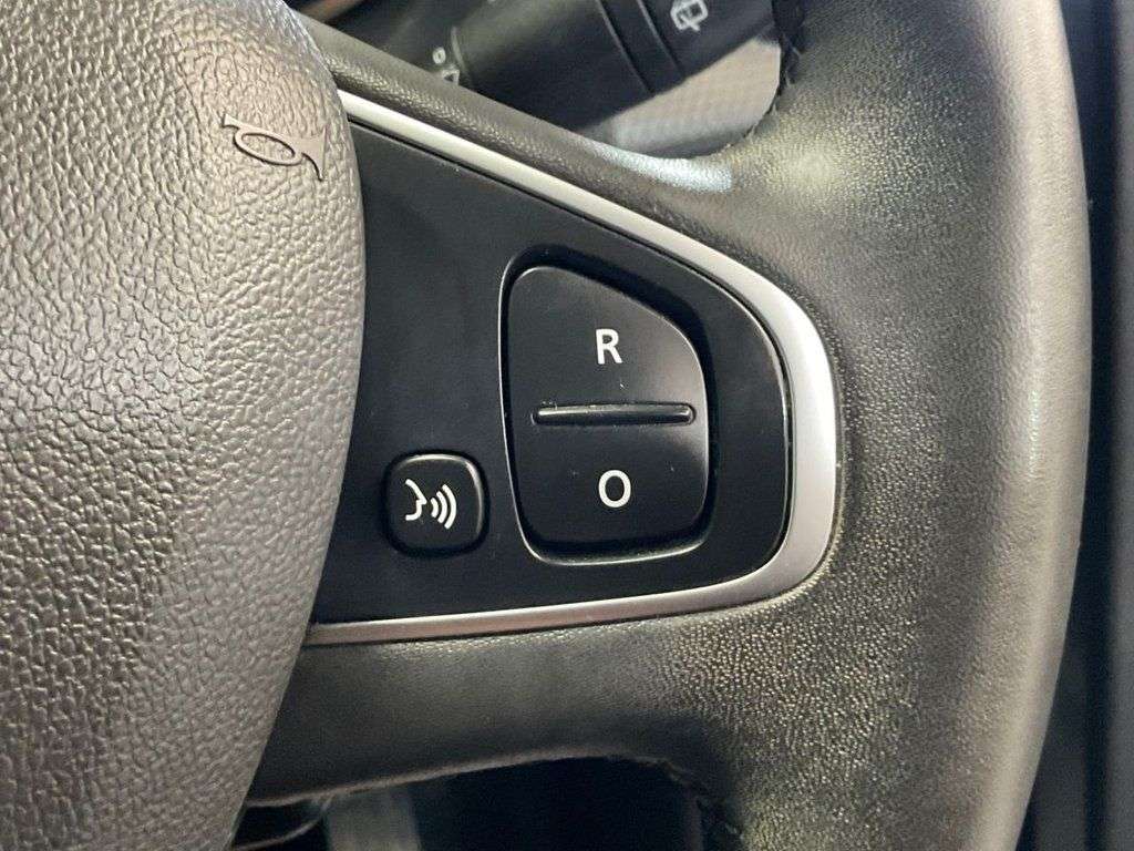 2019 RENAULT CLIO 2019 RENAULT CLIO