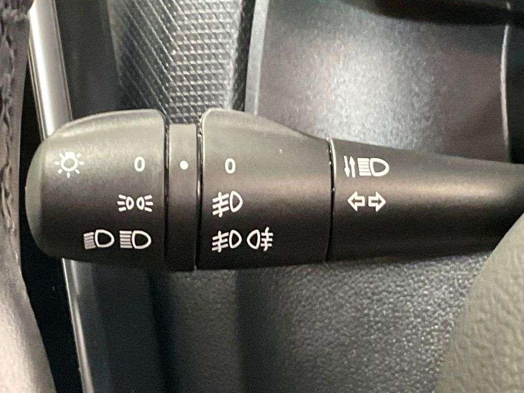 2019 RENAULT CLIO 2019 RENAULT CLIO