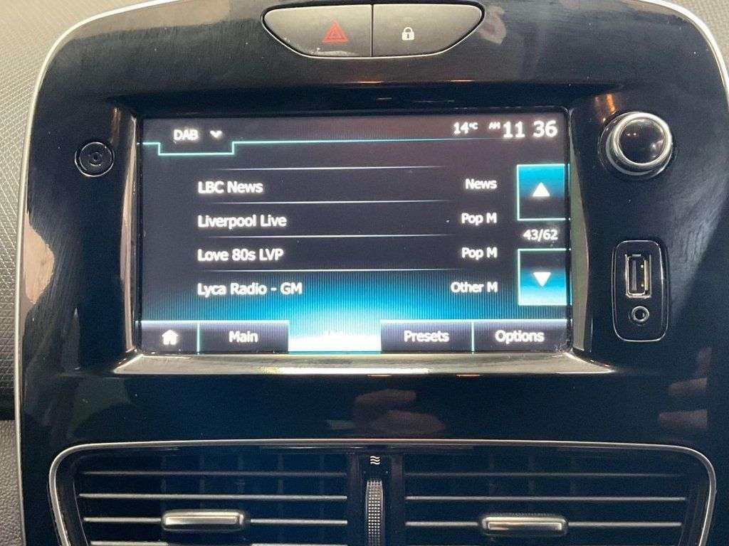 2019 RENAULT CLIO 2019 RENAULT CLIO