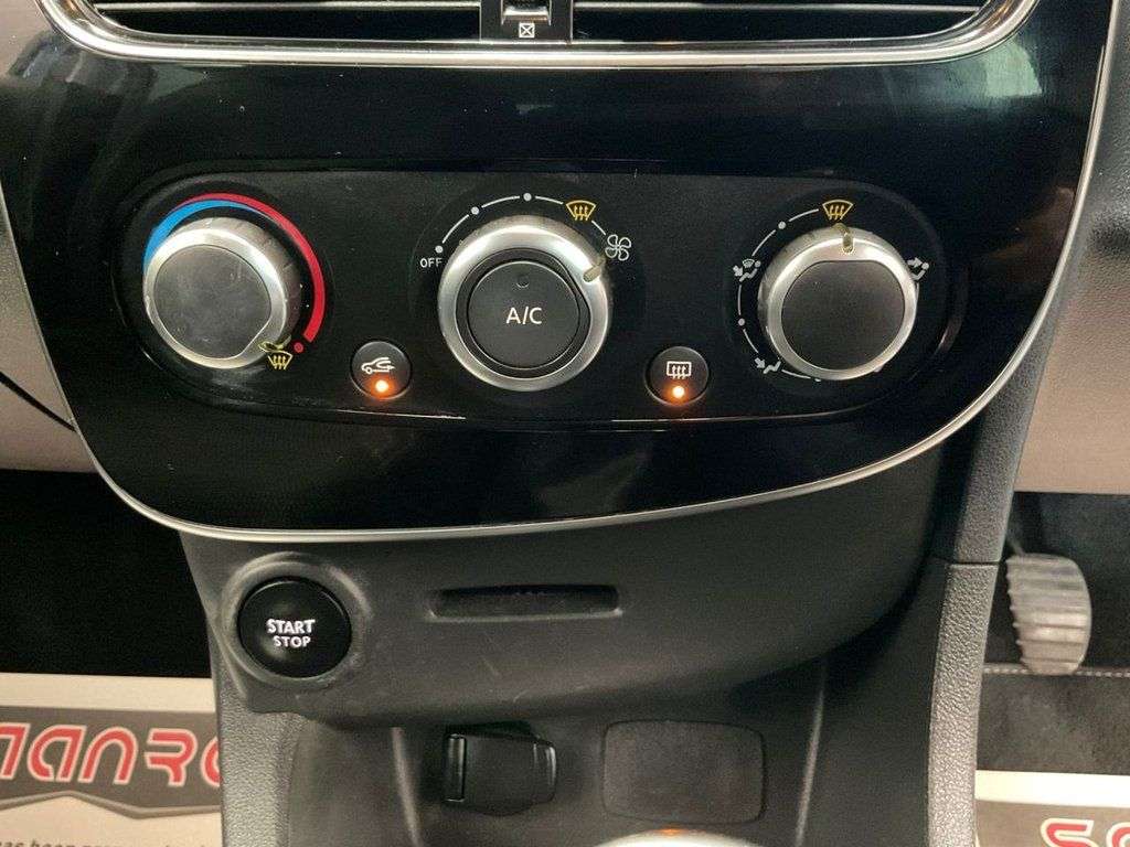 2019 RENAULT CLIO 2019 RENAULT CLIO