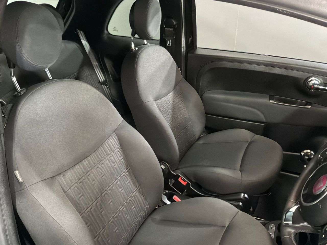 2023 FIAT 500 2023 FIAT 500