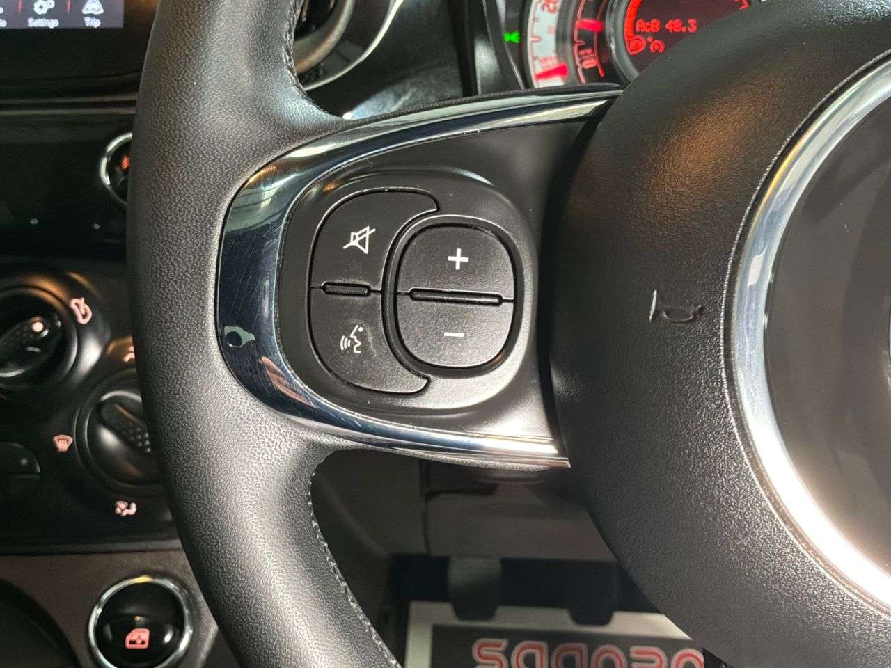 2023 FIAT 500 2023 FIAT 500