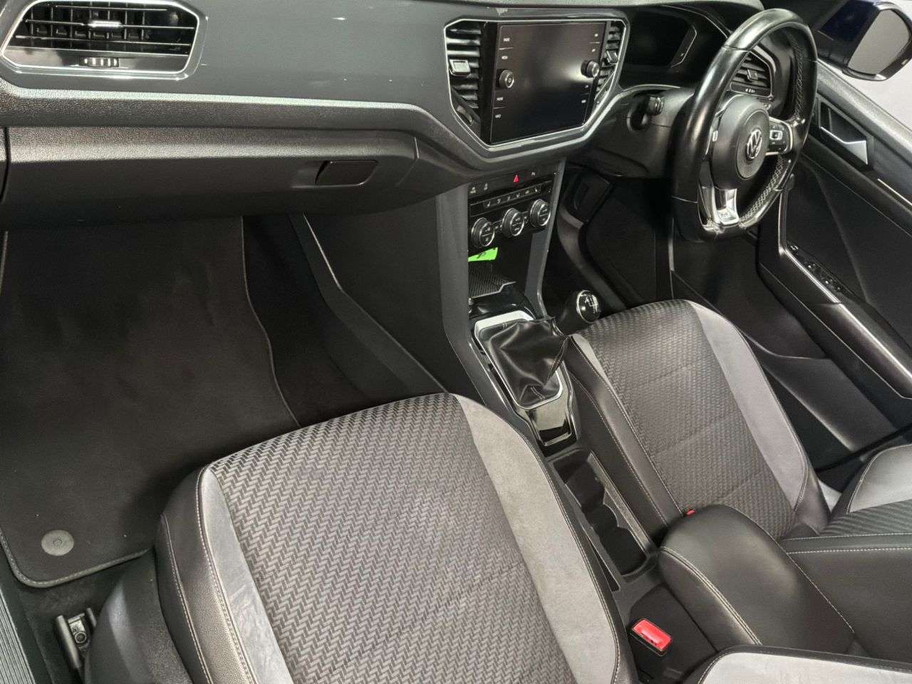 2019 VOLKSWAGEN T-ROC 2019 VOLKSWAGEN T-ROC