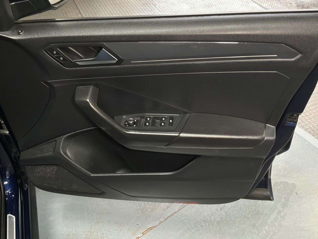 2019 VOLKSWAGEN T-ROC 2019 VOLKSWAGEN T-ROC