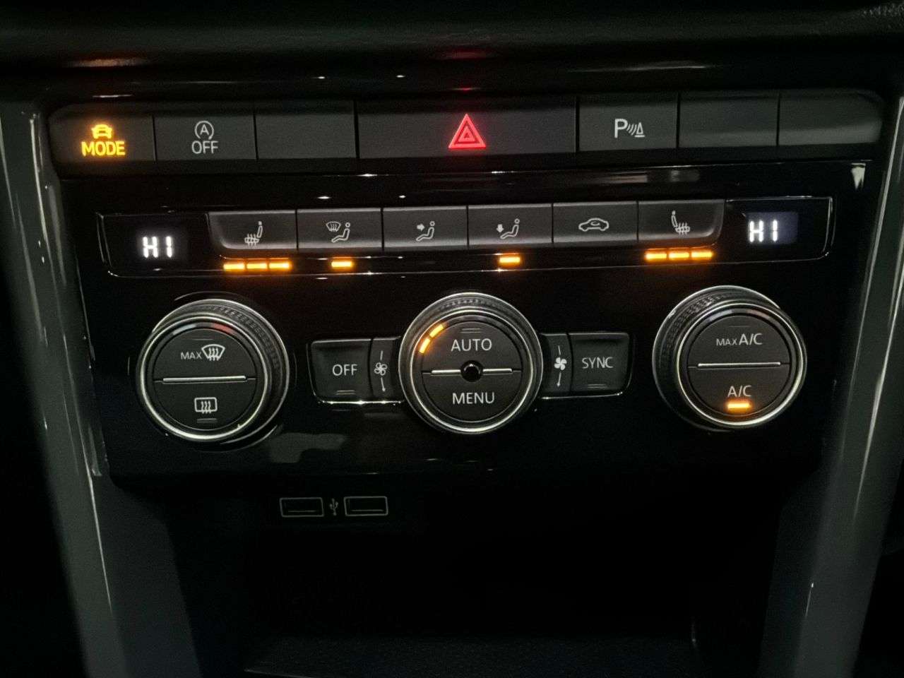 2019 VOLKSWAGEN T-ROC 2019 VOLKSWAGEN T-ROC