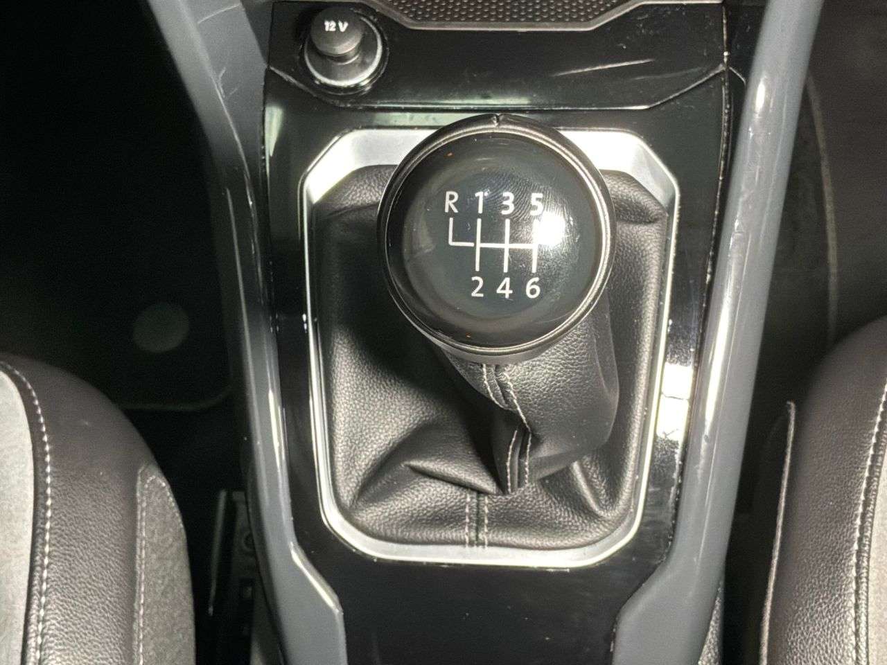 2019 VOLKSWAGEN T-ROC 2019 VOLKSWAGEN T-ROC