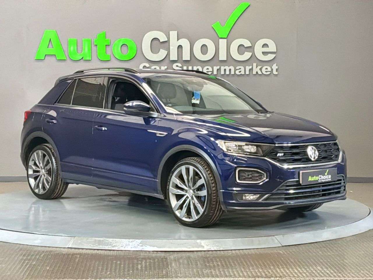 A 2019 VOLKSWAGEN T-ROC 1.6 TDI R-Line SUV 5dr Diesel Manual Euro 6 (s/s) (115 ps) 2 Keys, Service A 2019 VOLKSWAGEN T-ROC 1.6 TDI R-Line SUV 5dr Diesel Manual Euro 6 (s/s) (115 ps) 2 Keys, Service