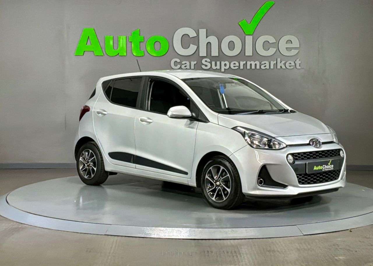 A 2019 HYUNDAI I10 1.0 Premium Hatchback 5dr Petrol Manual Euro 6 (67 ps) *UPTO 50MPG, LOW INS A 2019 HYUNDAI I10 1.0 Premium Hatchback 5dr Petrol Manual Euro 6 (67 ps) *UPTO 50MPG, LOW INS