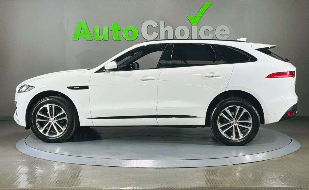 2017 JAGUAR F-PACE 2017 JAGUAR F-PACE