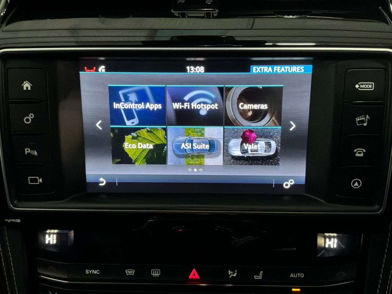 2017 JAGUAR F-PACE 2017 JAGUAR F-PACE